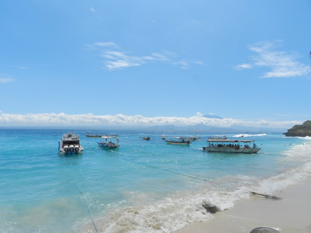 mushroom bay nusa lembongan