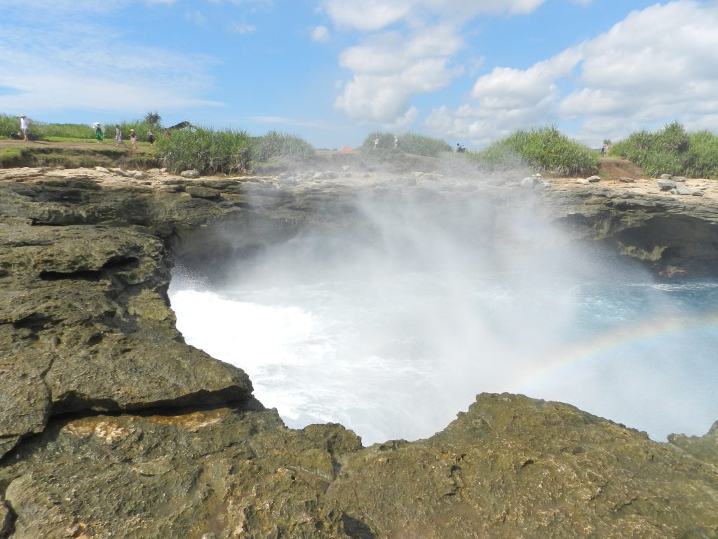 devils tear nusa lembongan