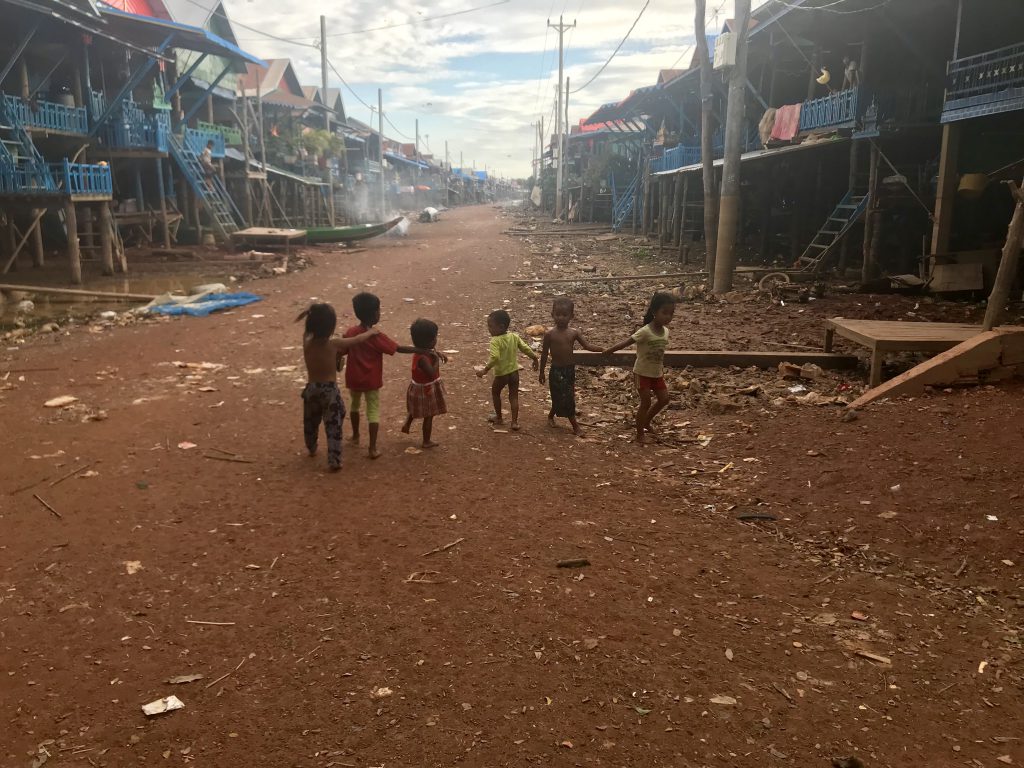 kampung phluk kinderen