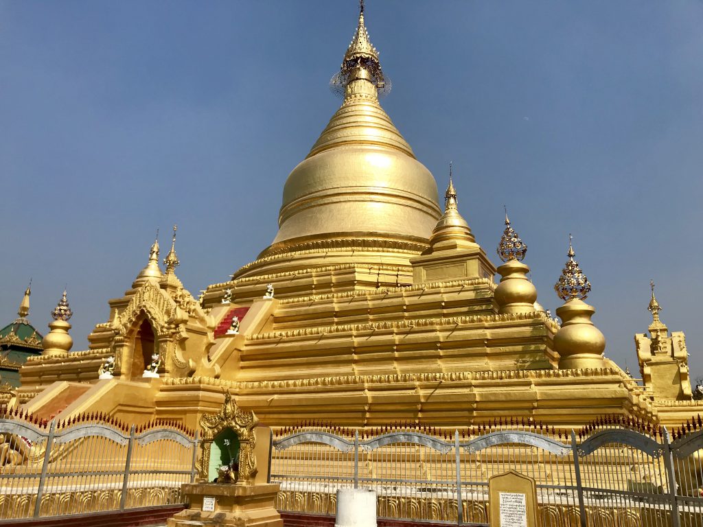 Kuthodaw Pagoda