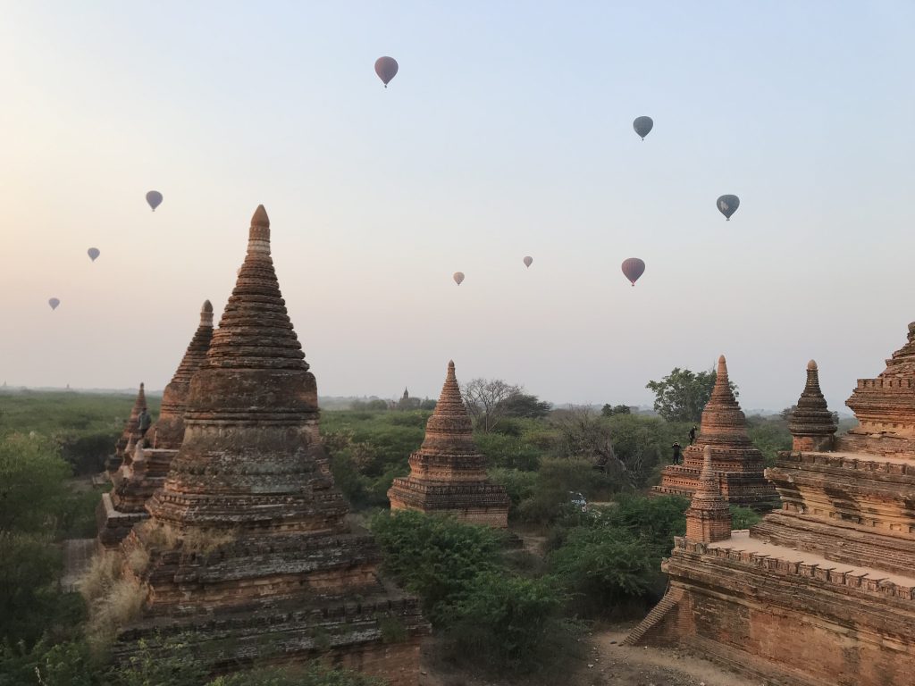 Bagan sunrise balloons temple