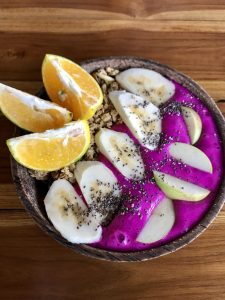 smoothie bowl colada nusa penida