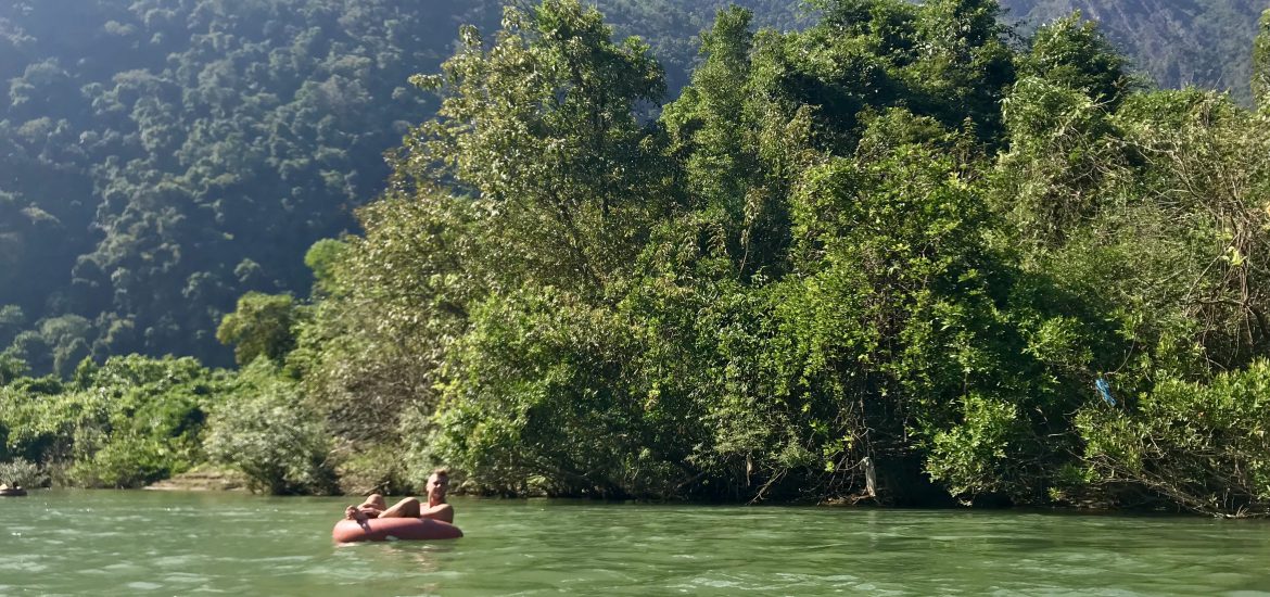 tuben vang vieng