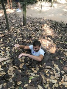 cuchi tunnels