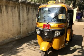 taxi tuktuk